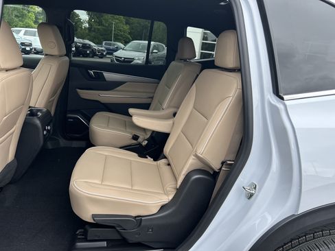 New 2027 Buick Enclave Preferred w/ Power Package AWD/4WD image 29