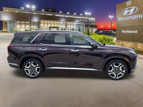 Used 2024 Hyundai Palisade SEL w/ Premium Package FWD image 6