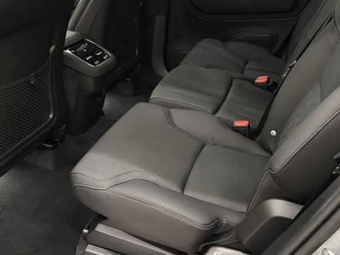 Used 2026 Volvo XC90 B6 Plus w/ Protection Package Premier image 27