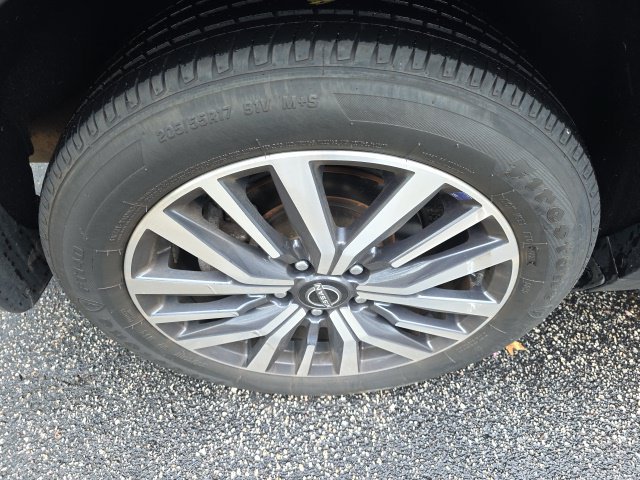 Certified 2024 Nissan Kicks SV FWD image 6