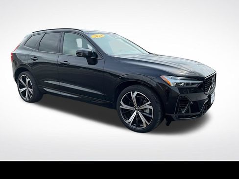 Certified 2024 Volvo XC60 T8 Ultimate w/ Protection Package Premier AWD/4WD image 21