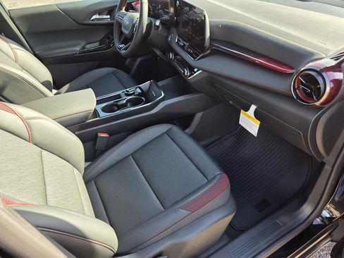 New 2026 Chevrolet Equinox RS FWD image 9
