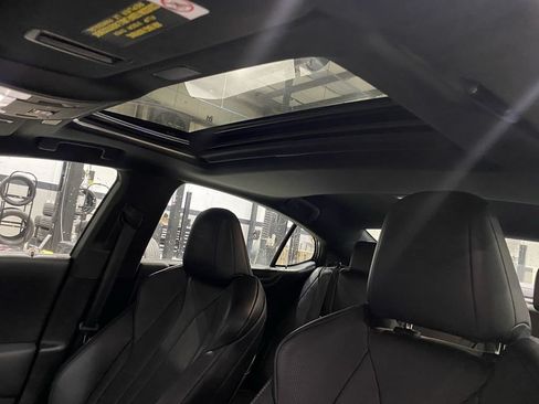 Used 2019 Lexus ES 350 F Sport w/ Accessory Package 2 FWD image 15