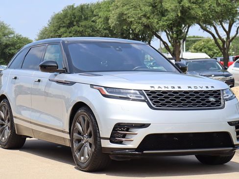 Used 2018 Land Rover Range Rover Velar R-Dynamic SE image 2