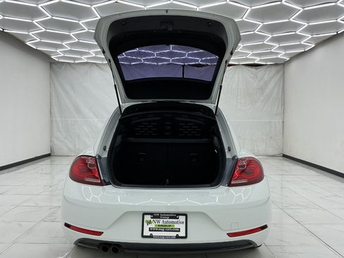 Used 2019 Volkswagen Beetle 2.0T S FWD image 36