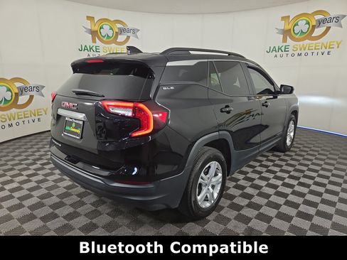 Certified 2024 GMC Terrain SLE w/ Driver Convenience Package FWD image 9