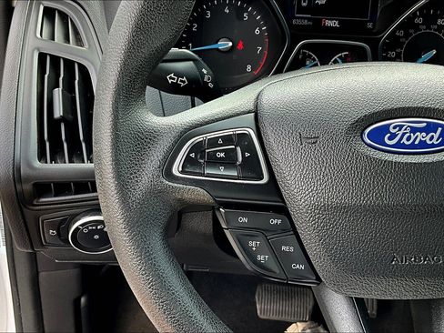 Used 2018 Ford Focus SE image 22