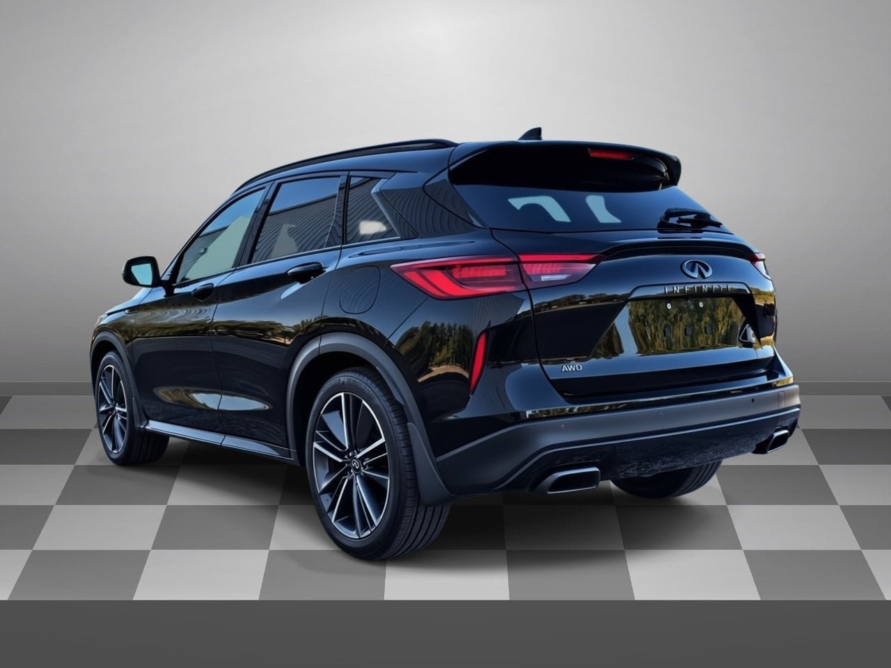 Used 2023 INFINITI QX50 Sport AWD/4WD image 4