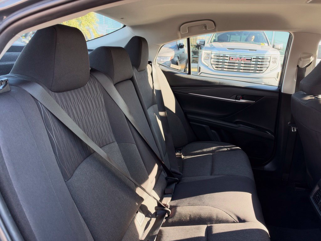 Used 2025 Toyota Camry LE FWD image 22