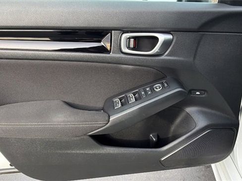 Used 2023 Honda Civic EX image 17