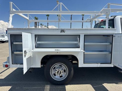 New 2025 Ford F350 XL w/ XL Chrome Package RWD image 20