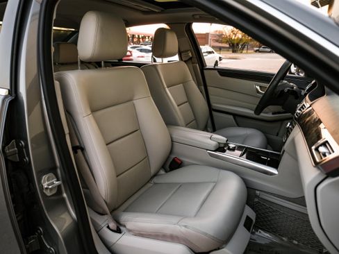 Used 2015 Mercedes-Benz E 350 E 350 w/ Premium 1 Package image 32