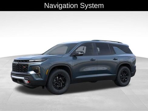 New 2026 Chevrolet Traverse Z71 w/ Driver Confidence Package AWD/4WD image 2