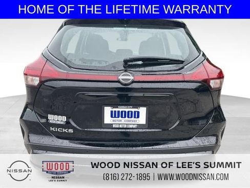 New 2025 Nissan Kicks Play S image 6