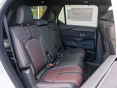 New 2026 Honda Pilot Black Edition image 16