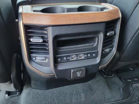 Used 2023 RAM 1500 Limited image 13