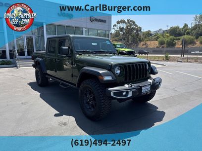 Certified 2023 Jeep Gladiator Sport w/ Off Road Group