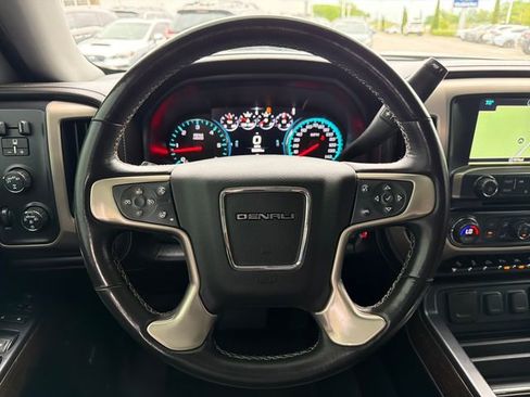 Used 2018 GMC Sierra 1500 Denali w/ Denali Ultimate Package image 10