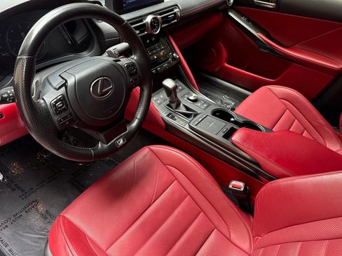 Used 2021 Lexus IS 350 F Sport RWD image 4