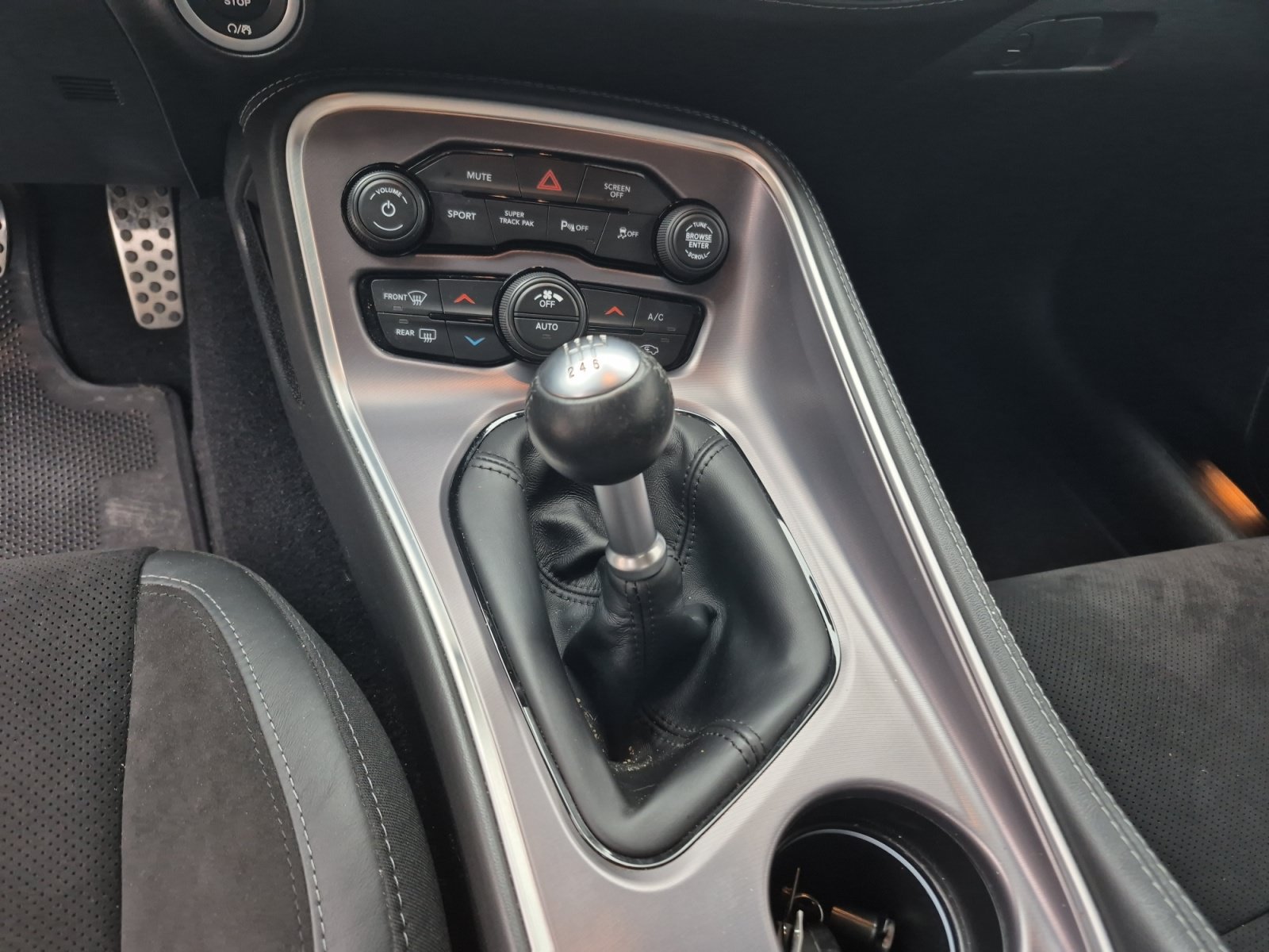 Used 2020 Dodge Challenger R/T w/ Plus Package RWD image 12