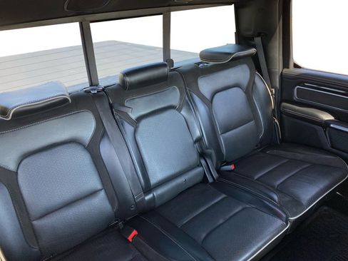 Used 2020 RAM 1500 Laramie AWD/4WD image 18