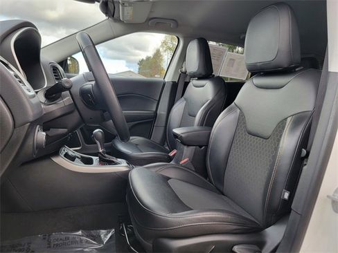 Certified 2020 Jeep Compass Latitude w/ Cold Weather Group image 20