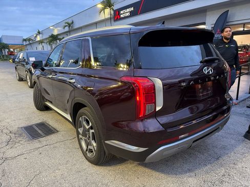Used 2024 Hyundai Palisade Limited FWD image 6