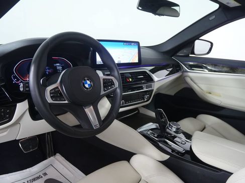 Certified 2023 BMW 530i w/ M Sport Package RWD image 11