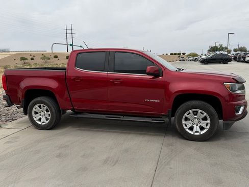 Used 2019 Chevrolet Colorado LT w/ LT Convenience Package image 3