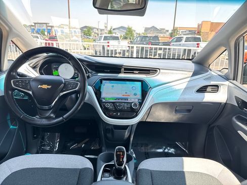 Used 2019 Chevrolet Bolt LT FWD image 12