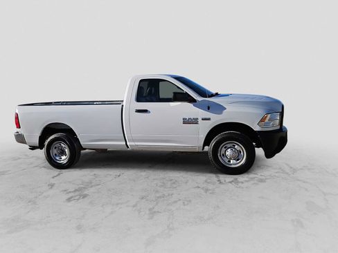 Used 2018 RAM 2500 Tradesman image 9