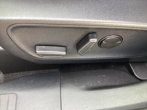Used 2025 Ford Escape ST-Line AWD/4WD image 16