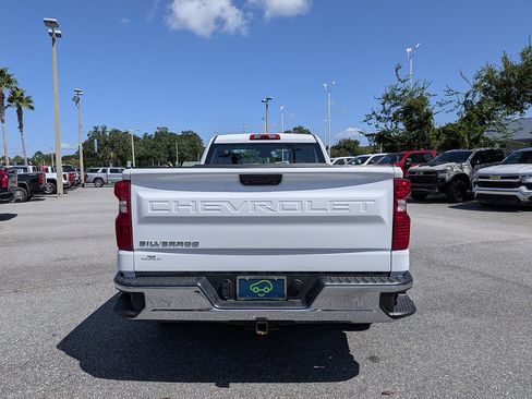 Certified 2025 Chevrolet Silverado 1500 W/T RWD image 4