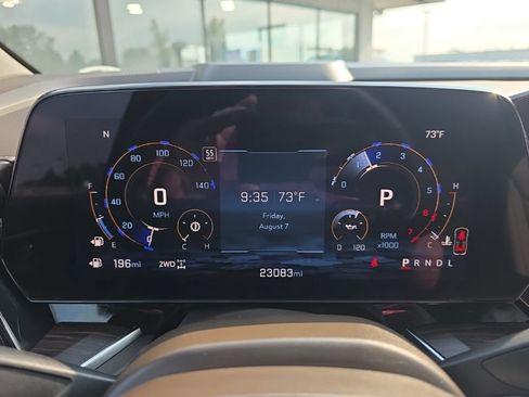 Used 2025 Chevrolet Suburban LT w/ Comfort Package AWD/4WD image 36
