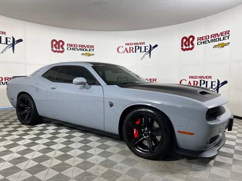 Used 2022 Dodge Challenger SRT Hellcat Redeye RWD image 1