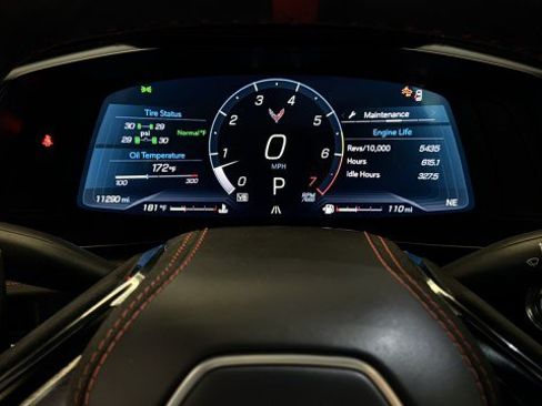 Used 2024 Chevrolet Corvette Stingray Premium Cpe w/ Z51 Performance Package RWD image 10