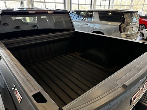 Used 2019 GMC Sierra 1500 Elevation image 41