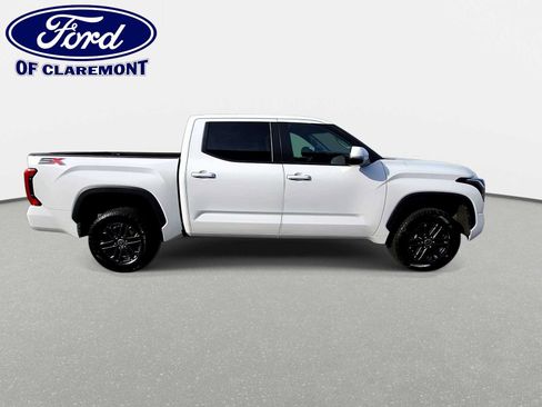 Used 2024 Toyota Tundra SR5 w/ SR5 Convenience Package AWD/4WD image 9