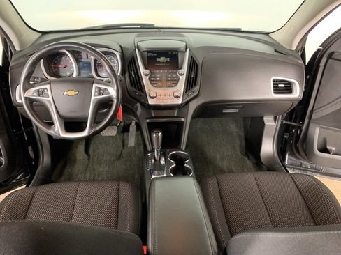 Used 2017 Chevrolet Equinox LT w/ Convenience Package image 31