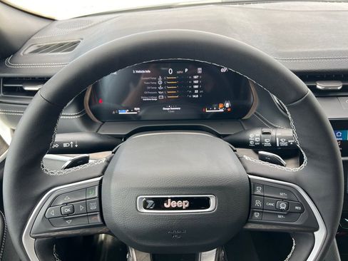 New 2026 Jeep Grand Cherokee L Limited image 11