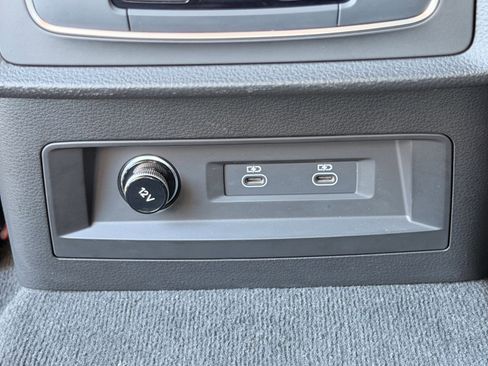 Used 2023 Audi Q8 Premium w/ Convenience Package image 35