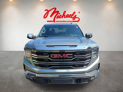 Used 2025 GMC Sierra 1500 SLT AWD/4WD image 2