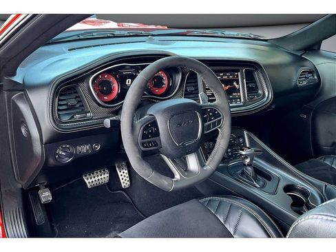 Used 2022 Dodge Challenger SRT Hellcat image 15