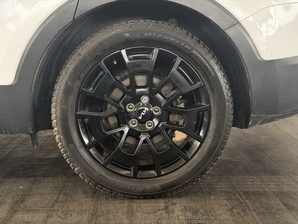 Used 2022 Kia Telluride SX w/ SX Prestige Package AWD/4WD image 19