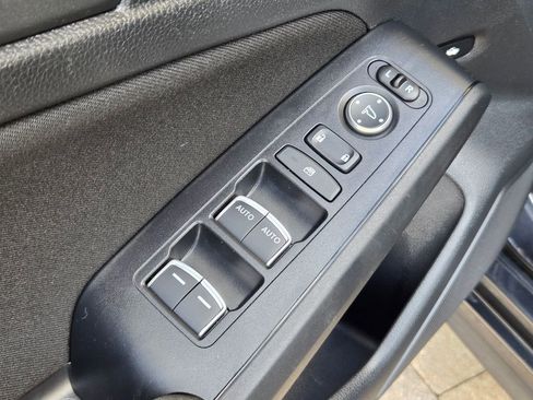 Used 2025 Honda Civic Sport image 12