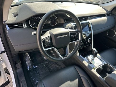 Used 2023 Land Rover Discovery Sport S image 9