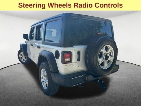 Used 2018 Jeep Wrangler Unlimited Sport S AWD/4WD image 10