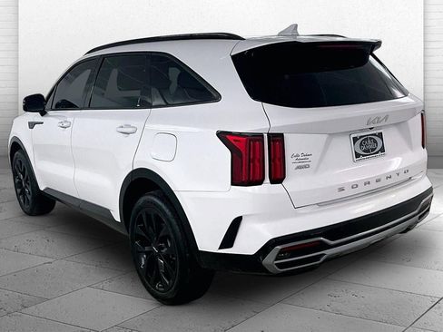 Used 2022 Kia Sorento SX image 4