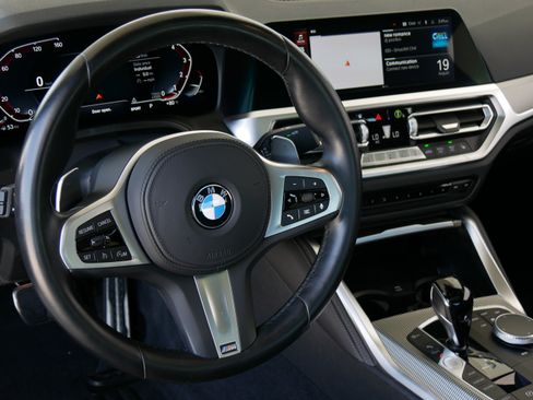Used 2022 BMW 430i Coupe w/ M Sport Package RWD image 15