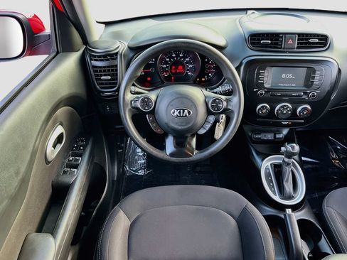 Used 2019 Kia Soul FWD image 20